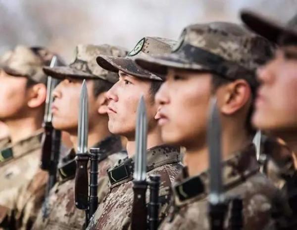 美軍釋出新版《中國軍力報告》,說了些啥?怎麼看? 美軍釋出新版《中國軍力報告》,說了些啥?怎麼看?