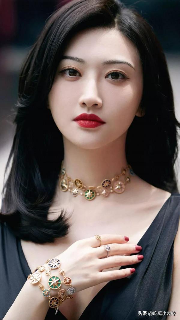 景甜,面板白皙,讓你心動 景甜,面板白皙,讓你心動