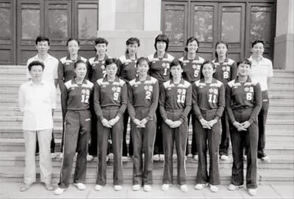 2013年女排將軍陳招娣逝世：郎平、孫晉芳、鄭海霞前來悼念