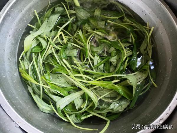 福建人吃麵,澆頭是“靈魂”,澆頭這樣做,兒子說真香要吃3大碗 福建人吃麵,澆頭是“靈魂”,澆頭這樣做,兒子說真香要吃3大碗