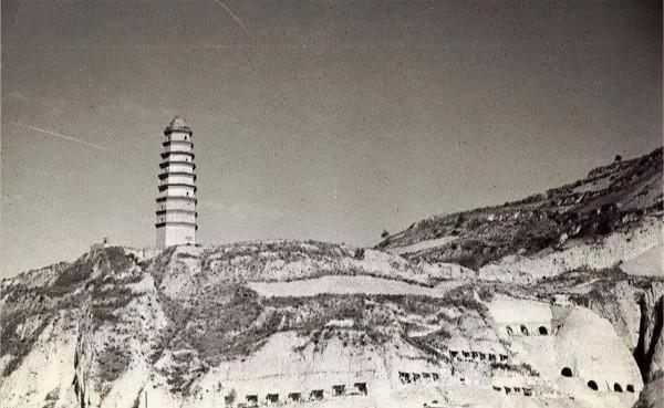 母親死前比劃兩個手指頭，林彪含淚寫下悼母詩，朱德看後哀聲長嘆