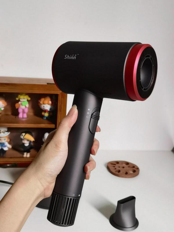 太方便了吧！！無線吹風機到哪都能吹頭髮