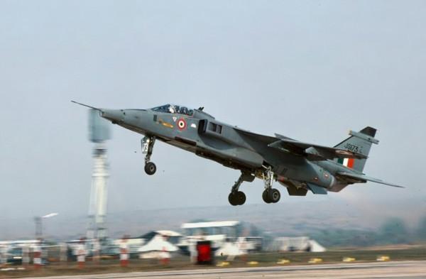 印度為什麼沒有裝備美製戰鬥機？這3點是主要原因