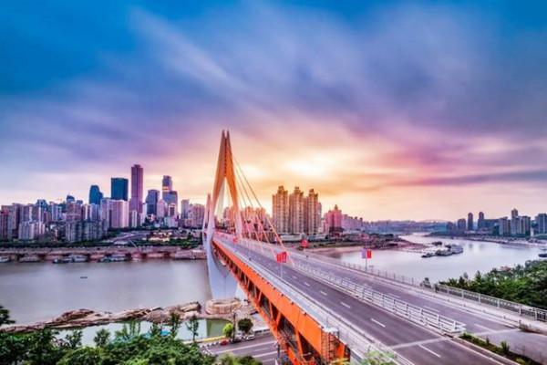 鄧小平為何將四川一分為二？