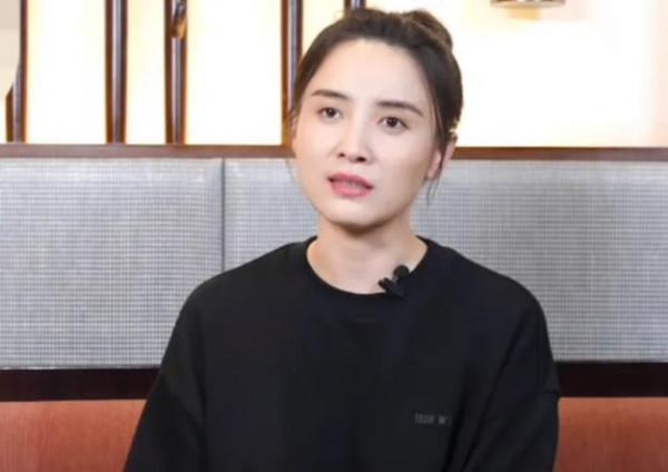 宋佳演技爆棚,調侃父母追完人世間三天不理自己,雷佳音回應超好笑