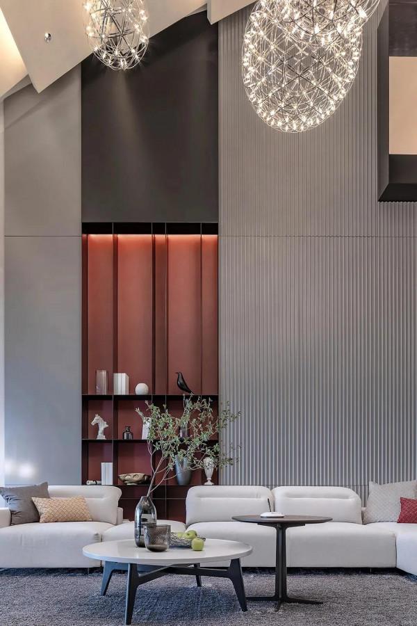 經典&OpenCurlyDoubleQuote;挑高&rdquo;客廳背景設計