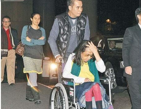 藍瓊纓的高階情史，14歲靠家世拿捏賭王，15年生5個娃攢千億身家