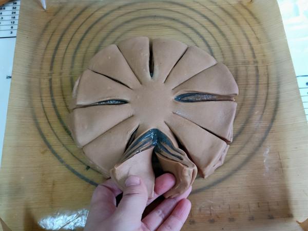 做了1朵雪花給老公吃，層層疊疊香軟拉絲，一口就上癮，哈哈