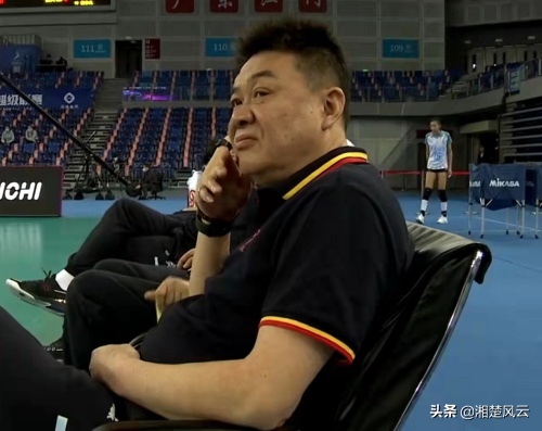 江蘇女排3-0橫掃廣東女排取得十連勝！22-7，吳夢潔完勝王逸凡