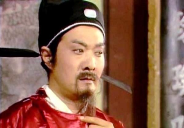 賈府敗落的根源是什麼？寶玉不走仕途經濟，真的有錯嗎？