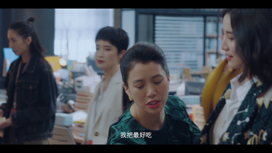 港姐內地撈金咖位大跳水？袁詠儀新劇成宋佳陪襯，佘詩曼頻頻鑲邊