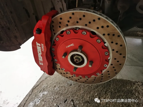 改裝案例 | 雨燕升級TT5440剎車套裝 改裝案例 | 雨燕升級TT5440剎車套裝