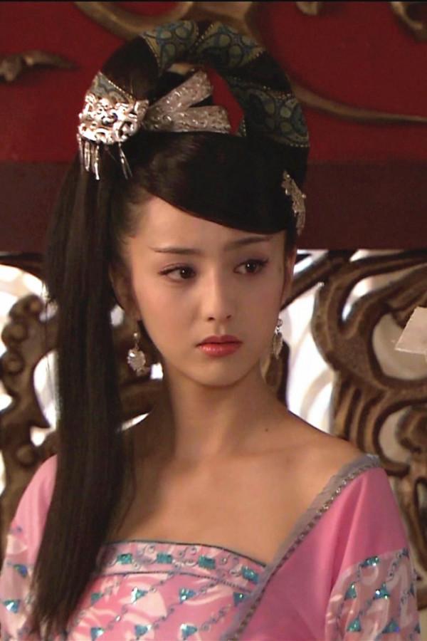 影視劇裡有“第一美人”的5位角色,是實至名歸,還是尬吹? 影視劇裡有“第一美人”的5位角色,是實至名歸,還是尬吹?