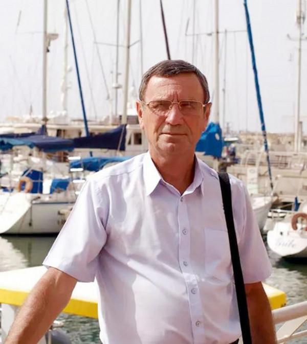 “航母之父”巴比奇，拒美高薪來華，為我國航母事業奉獻終身