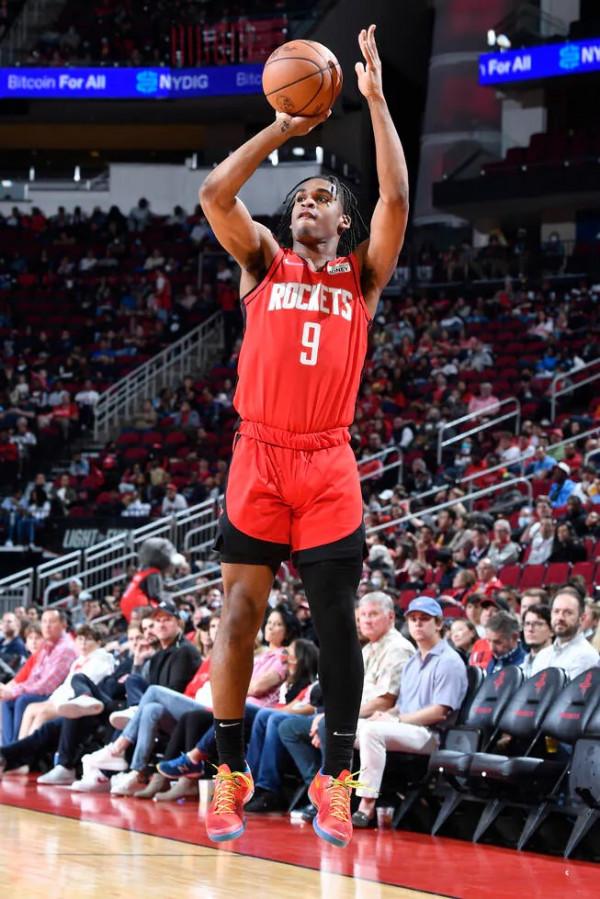 狂轟19分創生涯新高！火箭24號秀迎來大爆發，有望成為休城霍樂迪