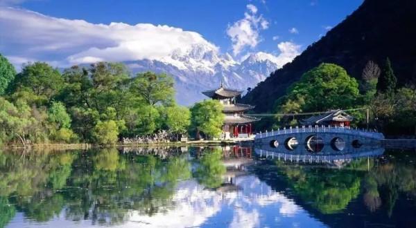 瀘沽湖絕美風光