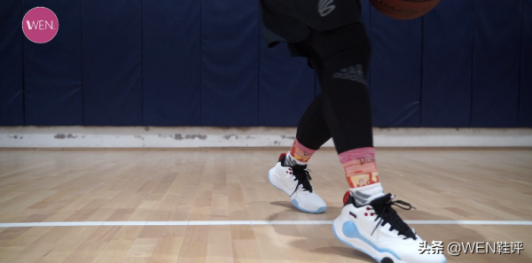 二百以內沒有能打的鞋!效能居然還有勝出AG1的點?AG凌空實戰 二百以內沒有能打的鞋!效能居然還有勝出AG1的點?AG凌空實戰