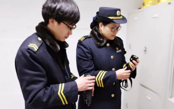 適合專科生報考的鐵飯碗,符合條件可直接面試,薪資待遇也很可觀 適合專科生報考的鐵飯碗,符合條件可直接面試,薪資待遇也很可觀