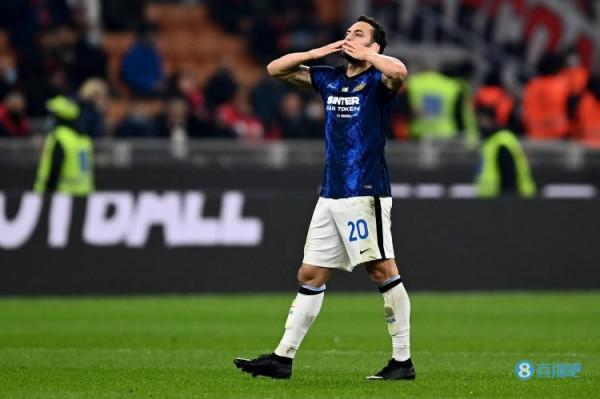 國米1-0拿三分結束年度征程，“醜陋勝利”彰顯“冠軍氣質”