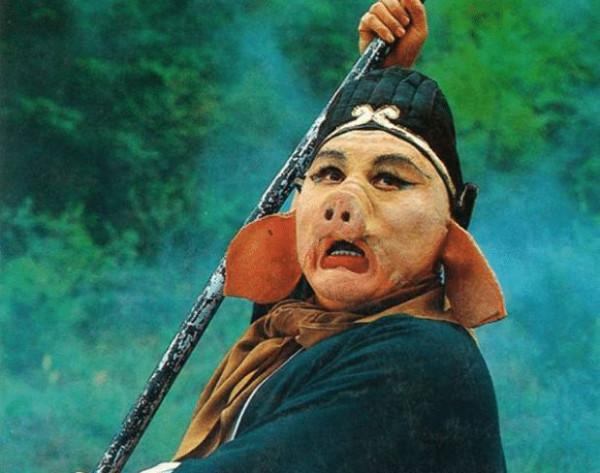 豬八戒現已73歲,與“嫦娥”恩愛多年,如今兒子也事業有成 豬八戒現已73歲,與“嫦娥”恩愛多年,如今兒子也事業有成