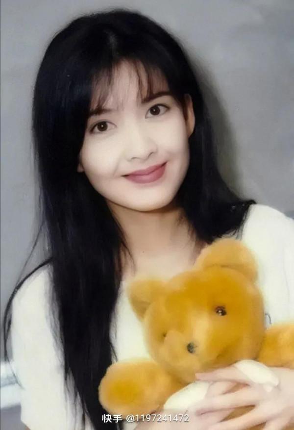 三代女神周慧敏