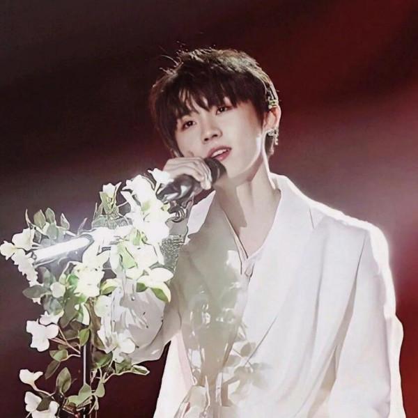 時代少年團頭像“TNT已經橫空出世了” 時代少年團頭像“TNT已經橫空出世了”