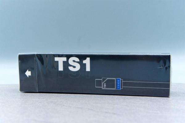 這顆硬糖確實夠硬！硬糖30w迷你快速充電器