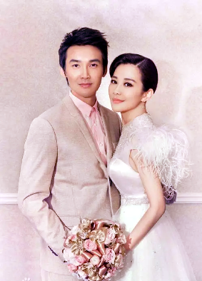 陳松伶：遭三重打擊抑鬱，黑龍江小帥哥一句話讓她決定嫁給他