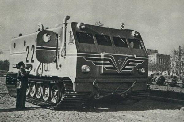 戰場：北極，美國雪地巡洋艦 vs 蘇聯哈爾科夫怪獸