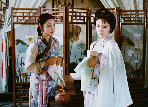 劉姥姥誇惜春像神仙託生的，打量了黛玉一番，反而不誇了？