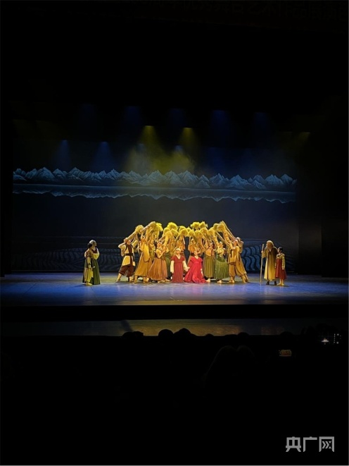 芭蕾舞劇《八女投江》參加建黨百年百部精品展演