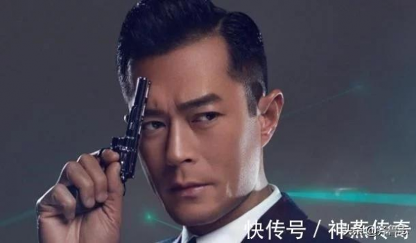 古天樂因眼傷一年不能曬燈美黑，面板加速變白，帥到不敢認