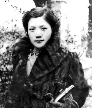 安娥懷著田漢骨肉退出三角戀，幫他籌集離婚費，糾纏20年終成眷屬