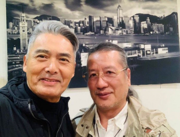 《射鵰英雄傳》演員罕同框，李司棋抗癌成功精神足，劉江笑容慈祥