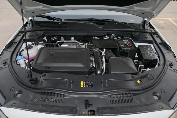 全系1.5T+169馬力，軸距2.8米的中型車卻9.99萬起售，詳解奔騰B70