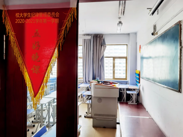 “東北小清華”霸道查寢背後:職校學生是咋上學的 “東北小清華”霸道查寢背後:職校學生是咋上學的