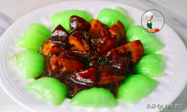 中秋家宴，這素菜記得吃，不放肉也香，5分鐘上桌，寓意花好月圓