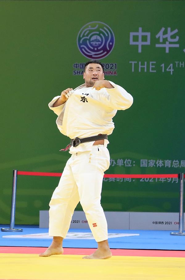 尹永傑勇奪男柔100公斤以上級金牌