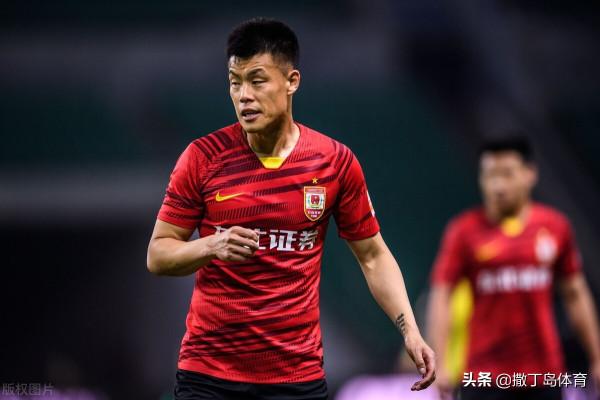 中超:山東泰山VS長春亞泰 正是江南好風景,落花時節又逢君 中超:山東泰山VS長春亞泰 正是江南好風景,落花時節又逢君