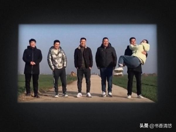 河南5兄弟5妯娌合影走紅網路引百萬網友點贊，網友：家和萬事興