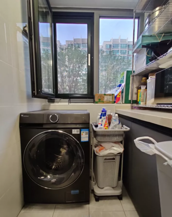 135㎡的家75㎡收納，放著好好的房子不住，到底怎麼想的？