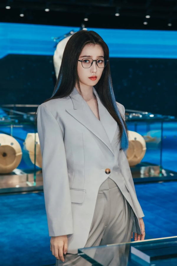 染髮教科書，又被他們颯到了