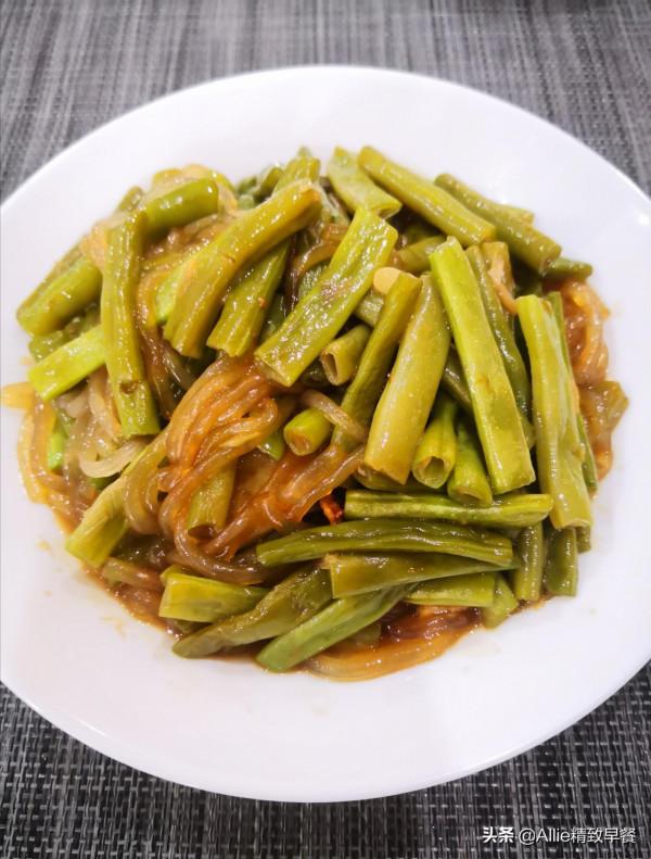 饅頭吃膩了，試試這樣做，鬆軟醇香，再搭配家常菜，真解饞