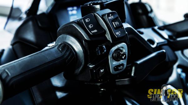 2022款雅馬哈TMAX/TechMAX海外發布，動力不變，裝備配置大升級