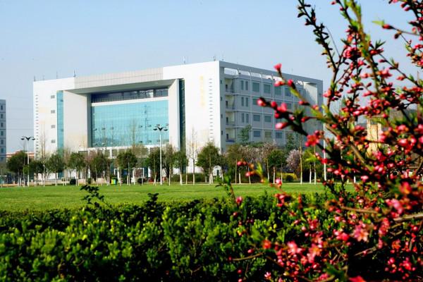 兩次更名失敗的新鄉醫學院,又有新動作,更名為“大學”有盼頭了 兩次更名失敗的新鄉醫學院,又有新動作,更名為“大學”有盼頭了