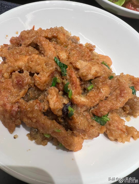 岳雲鵬曬年夜飯火了，豐盛接地氣，引5萬人點贊，網友：餃子特別