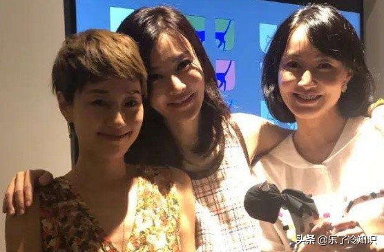 馬伊琍林青霞28年前合影，17歲的可愛美麗，39歲的溫婉大方