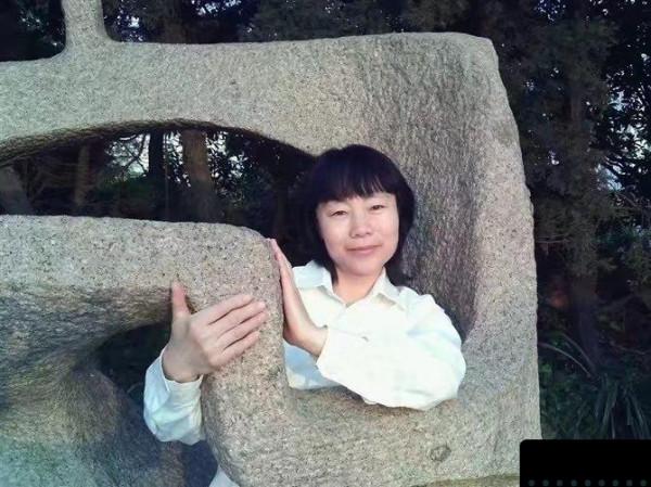 八月的月亮 ●文/段田園