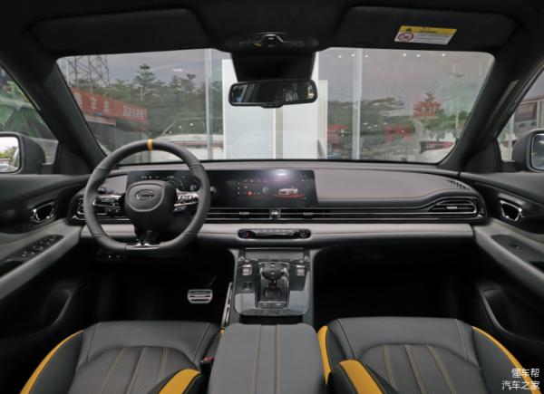 國產十萬的效能車代表!傳祺影豹上市,入門級卻不足10萬 國產十萬的效能車代表!傳祺影豹上市,入門級卻不足10萬