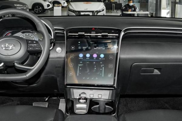 又一高顏值合資SUV,1.5T就有200馬力,軸距2755mm,實拍途勝L 又一高顏值合資SUV,1.5T就有200馬力,軸距2755mm,實拍途勝L